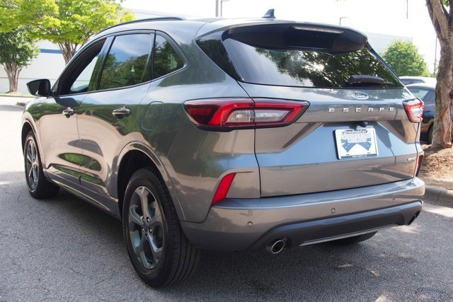 Certified 2023 Ford Escape ST-Line Select w/ Tech Pack #1 AWD/4WD image 3