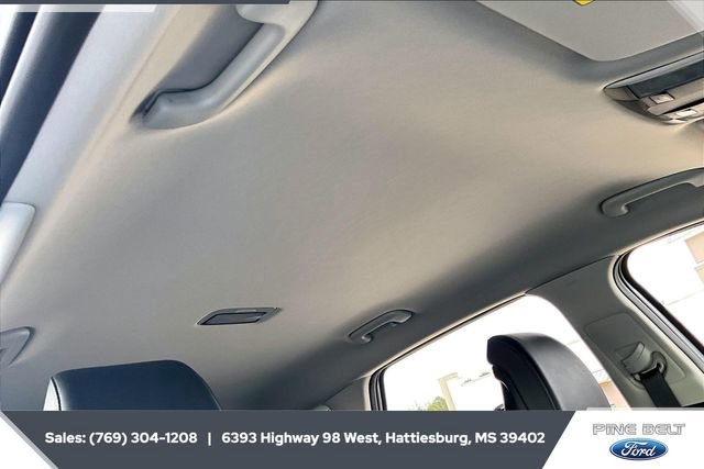 Used 2024 Kia Sportage EX image 16