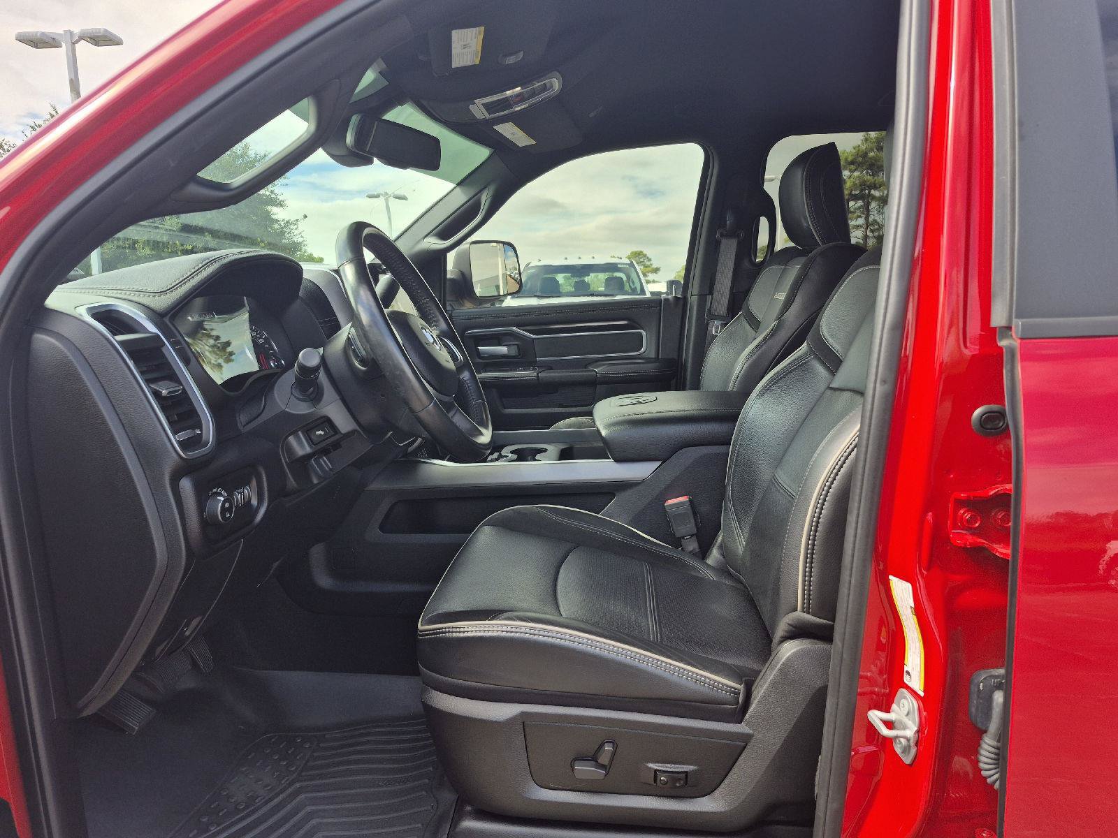 Used 2021 RAM 2500 Laramie w/ Night Edition AWD/4WD image 2