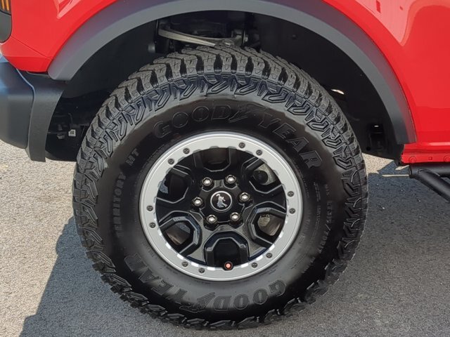 Certified 2024 Ford Bronco Black Diamond w/ Sasquatch Package AWD/4WD image 10