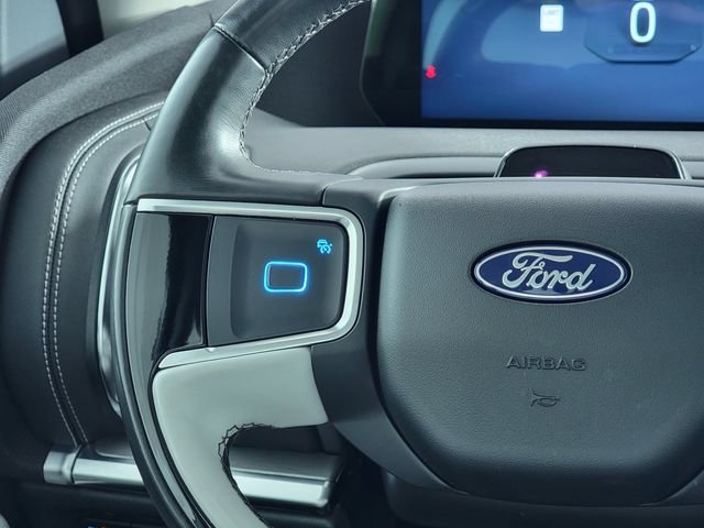 Certified 2025 Ford Expedition Platinum AWD/4WD image 25