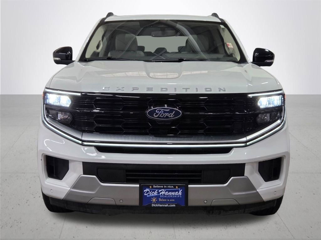 Certified 2025 Ford Expedition Platinum image 4