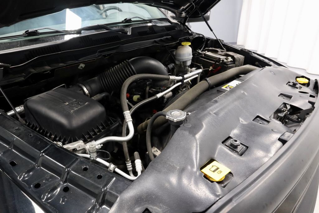 Used 2020 RAM 1500 Classic Warlock w/ Trailer & Traction Group image 18