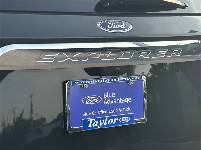 Certified 2023 Ford Explorer XLT image 30