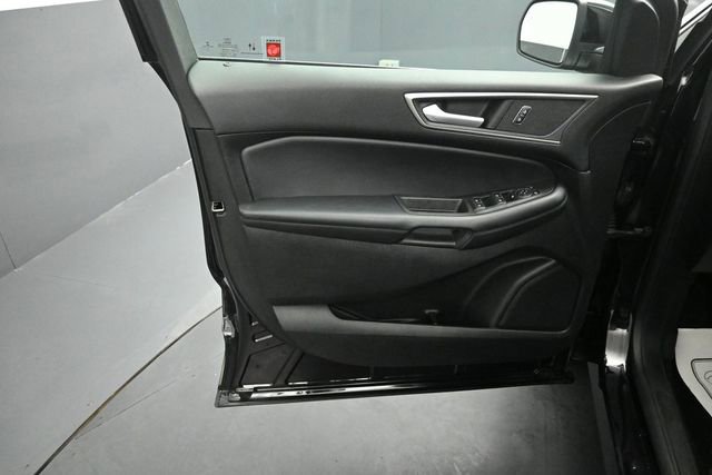 Certified 2022 Ford Edge SEL w/ Convenience Package AWD/4WD image 19