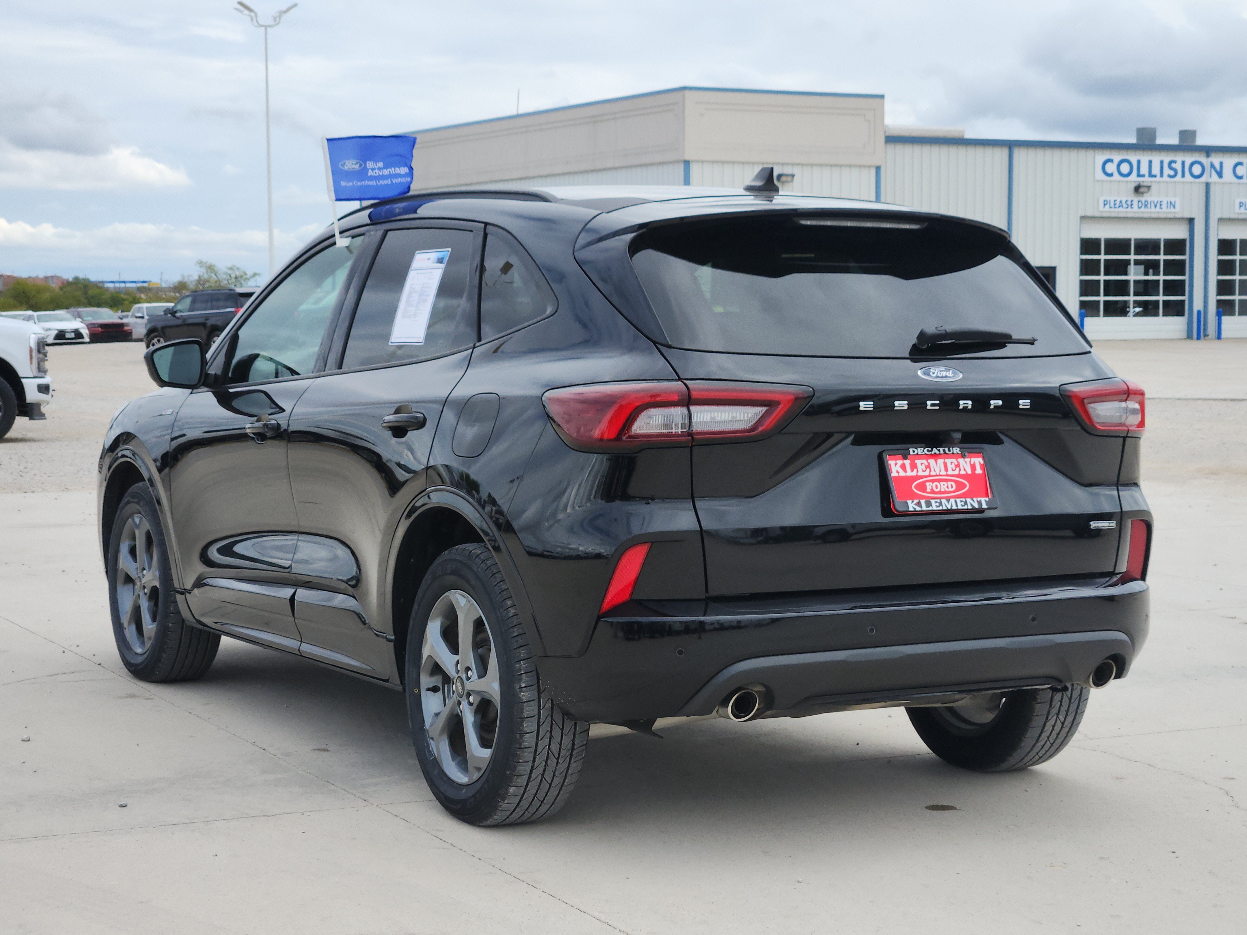 Certified 2023 Ford Escape ST-Line Select w/ Tech Pack #2 AWD/4WD image 5