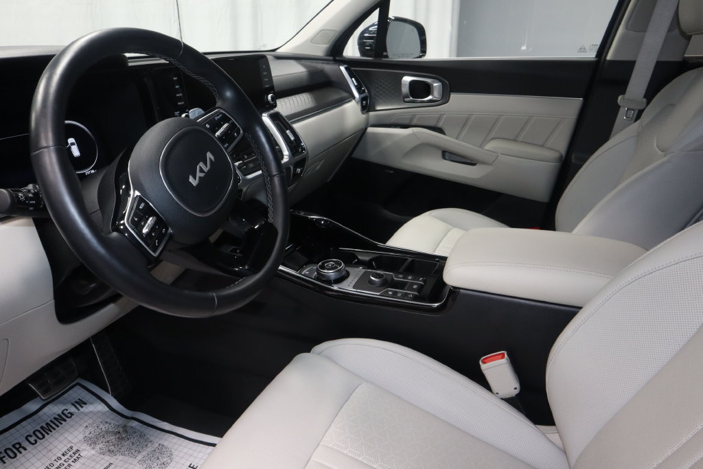 Used 2023 Kia Sorento SX Prestige AWD/4WD image 23