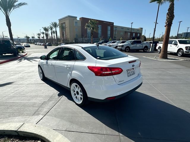 Certified 2018 Ford Focus SE image 3