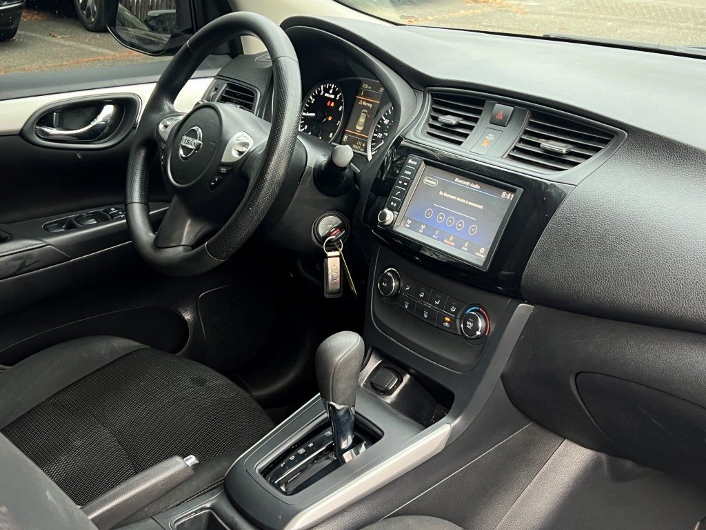 Used 2019 Nissan Sentra S image 11