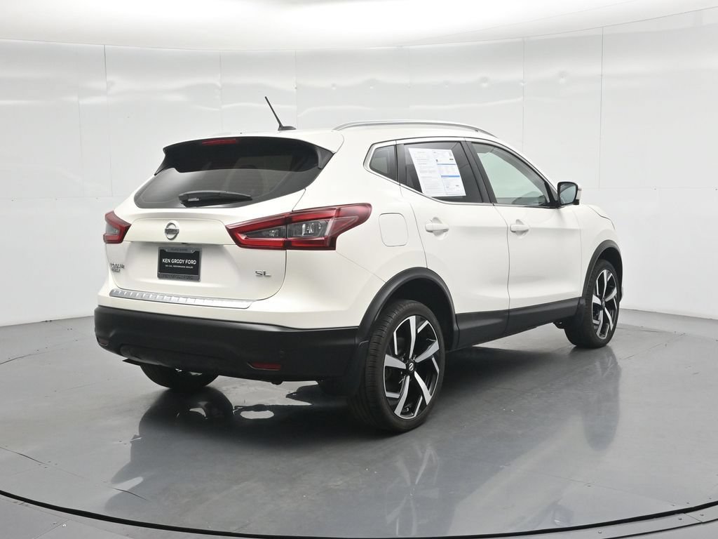 Used 2020 Nissan Rogue Sport SL w/ Premium Package FWD image 30