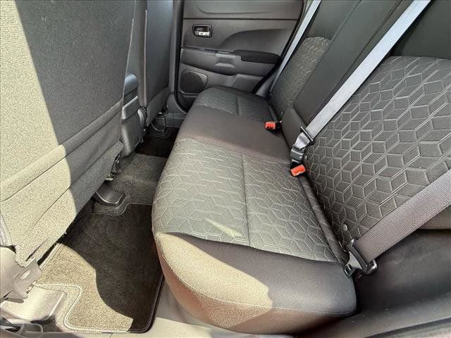 Used 2024 Mitsubishi Outlander Sport ES image 13