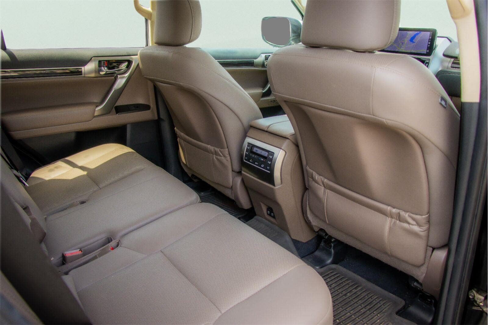 Used 2023 Lexus GX 460 Premium w/ Premium Package AWD/4WD image 10