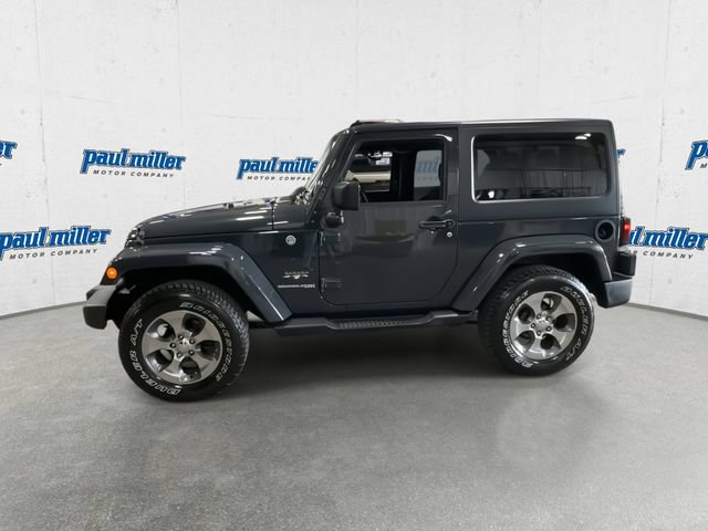 Used 2018 Jeep Wrangler Sahara w/ Connectivity Group AWD/4WD image 6