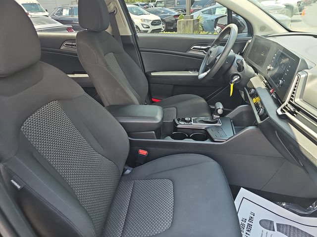 Used 2024 Kia Sportage LX FWD image 10