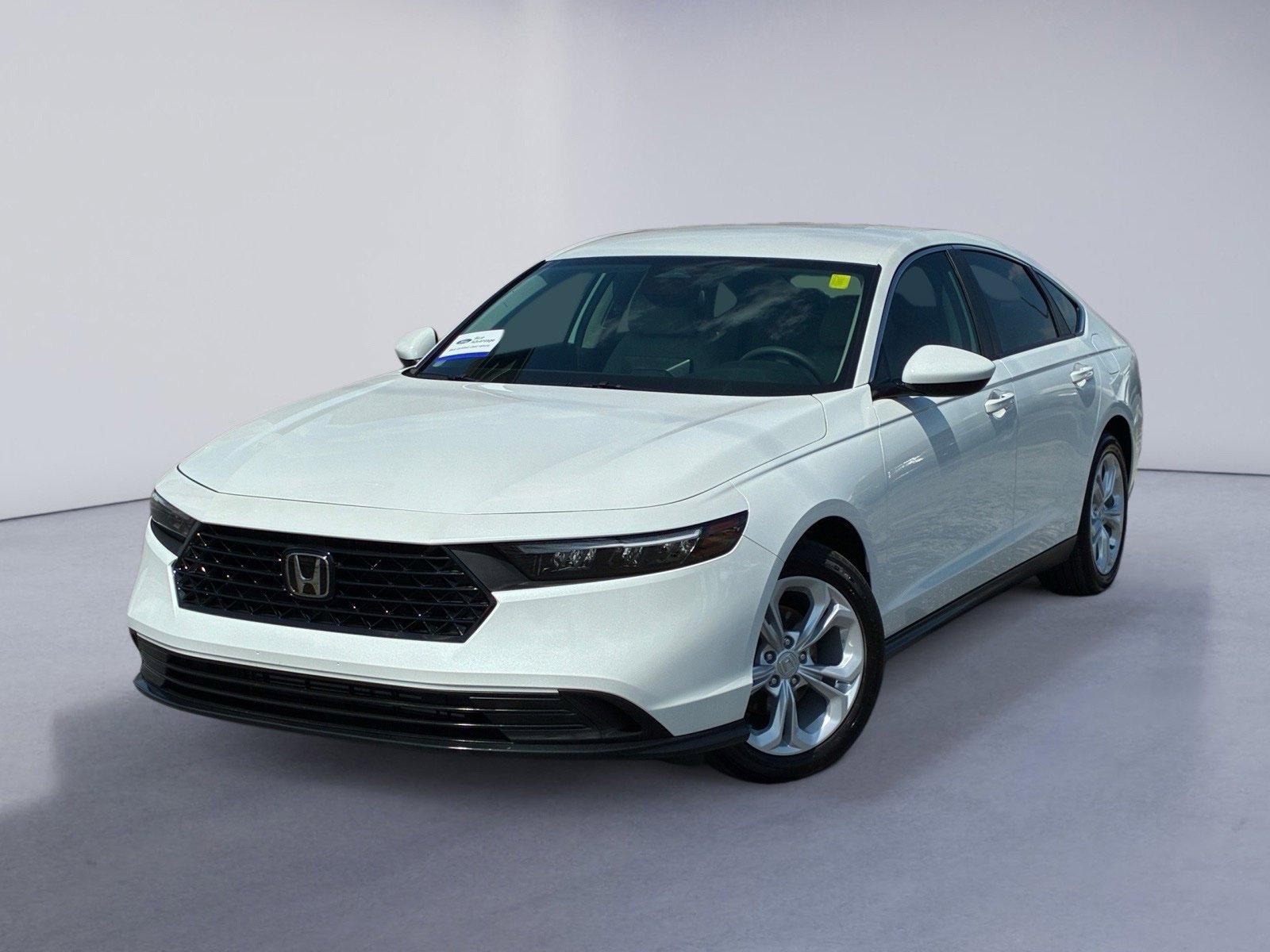 Used 2025 Honda Accord LX image 2