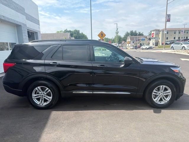 Certified 2023 Ford Explorer XLT w/ Class IV Trailer Tow Package AWD/4WD image 7