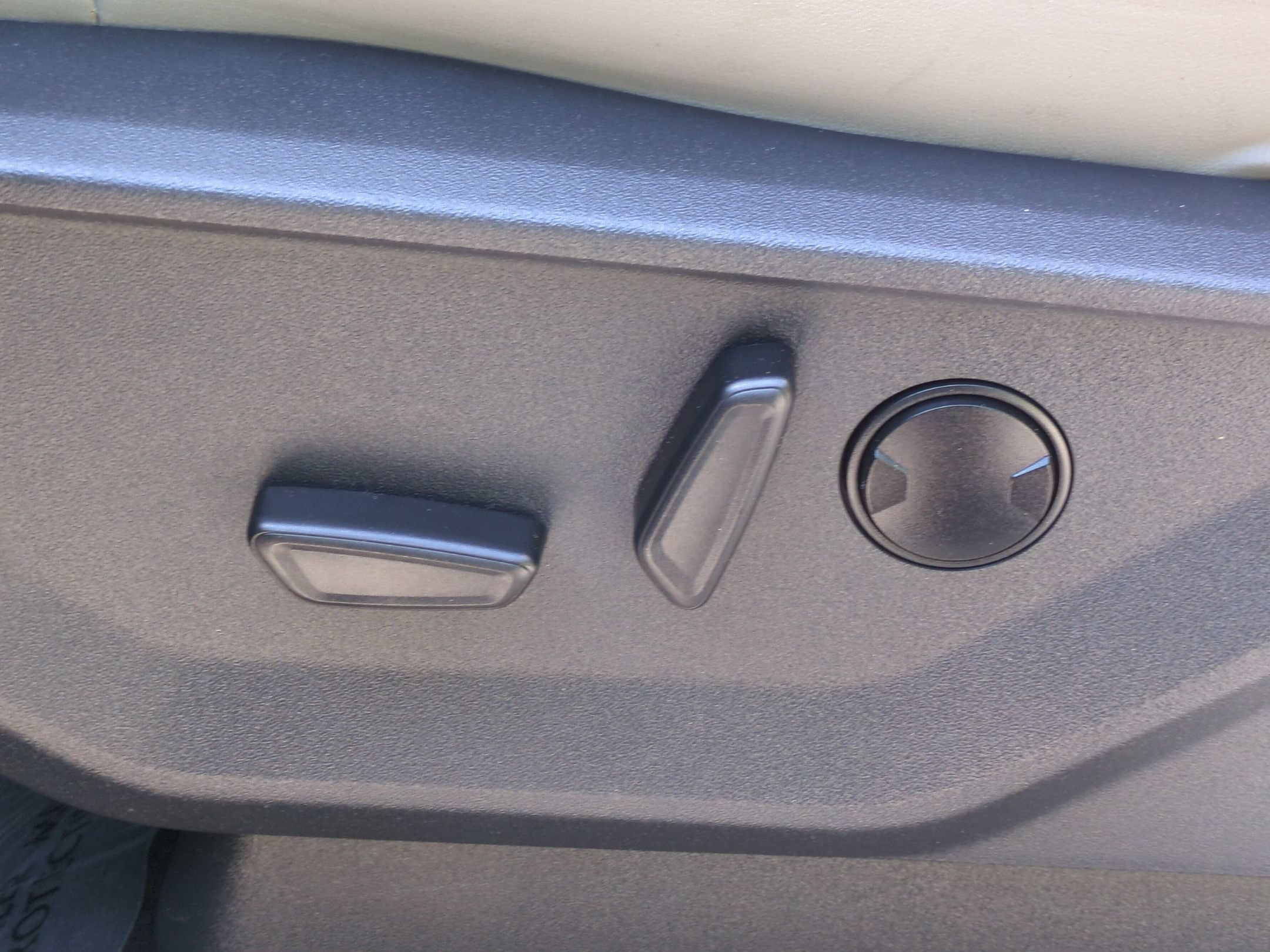Certified 2025 Ford Expedition Active RWD image 14