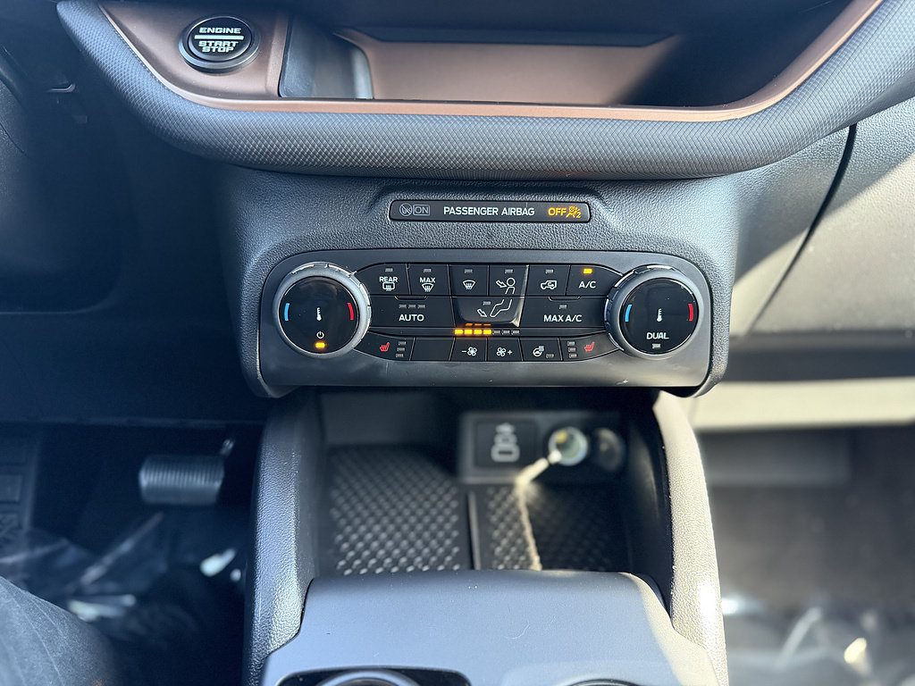 Certified 2023 Ford Bronco Sport Outer Banks AWD/4WD image 16