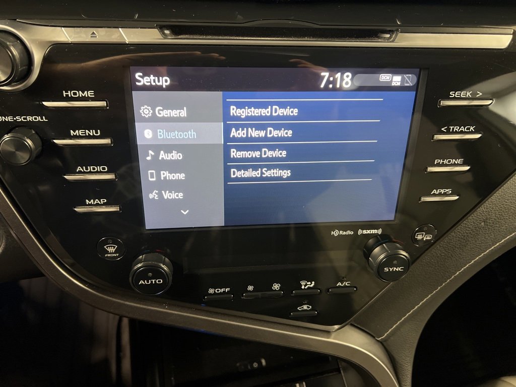 Used 2019 Toyota Camry XSE image 10