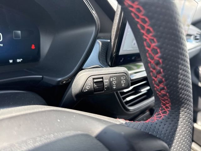 Certified 2023 Ford Escape ST-Line Select w/ Tech Pack #2 AWD/4WD image 33