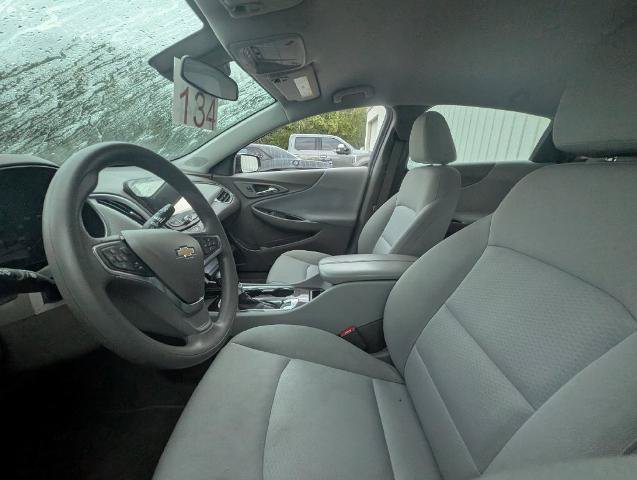 Used 2025 Chevrolet Malibu LT FWD image 2