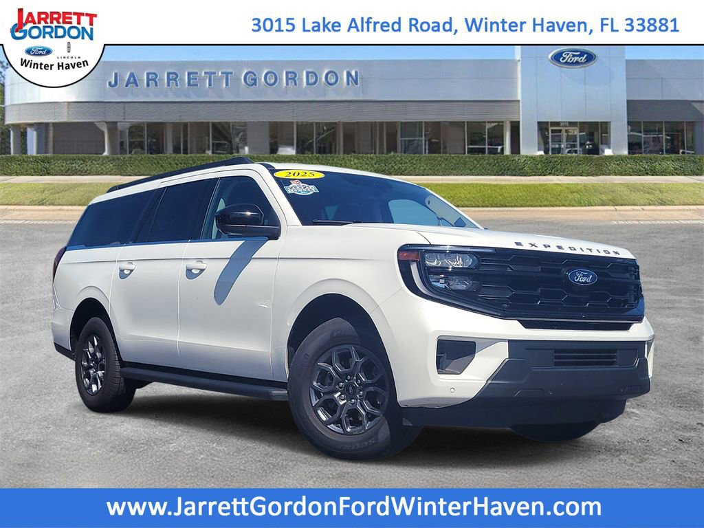 Certified 2025 Ford Expedition Max Active RWD image 4