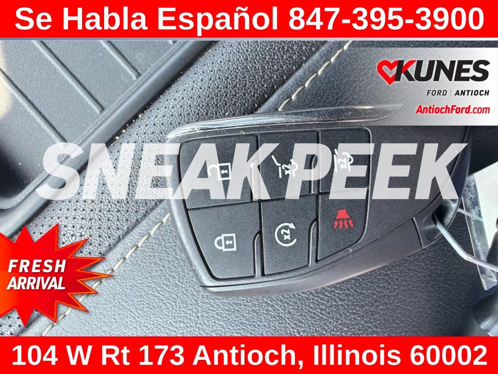 Used 2024 Chevrolet Suburban Premier AWD/4WD image 16