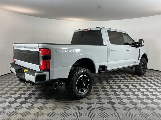 Certified 2025 Ford F350 Platinum w/ Tremor Off-Road Package AWD/4WD image 4