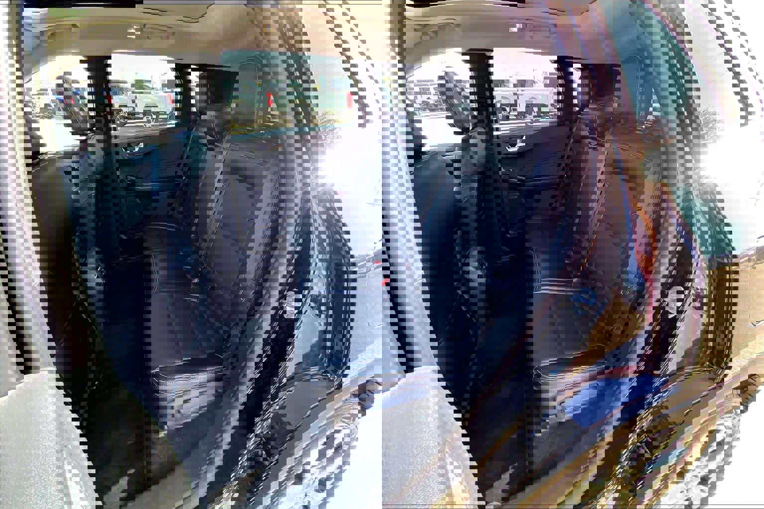 Certified 2025 Ford Escape Platinum image 21