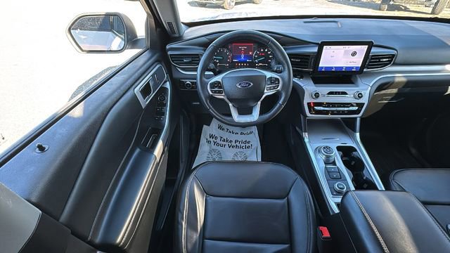 Certified 2023 Ford Explorer XLT w/ Equipment Group 202A image 15
