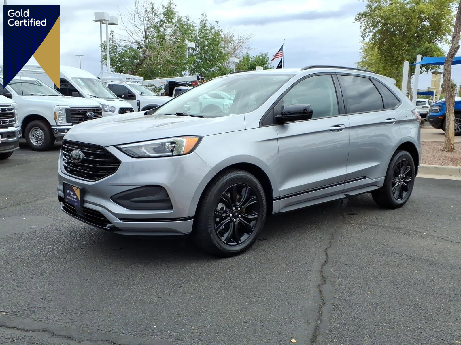 Certified 2022 Ford Edge SE w/ Black Appearance Package image 1