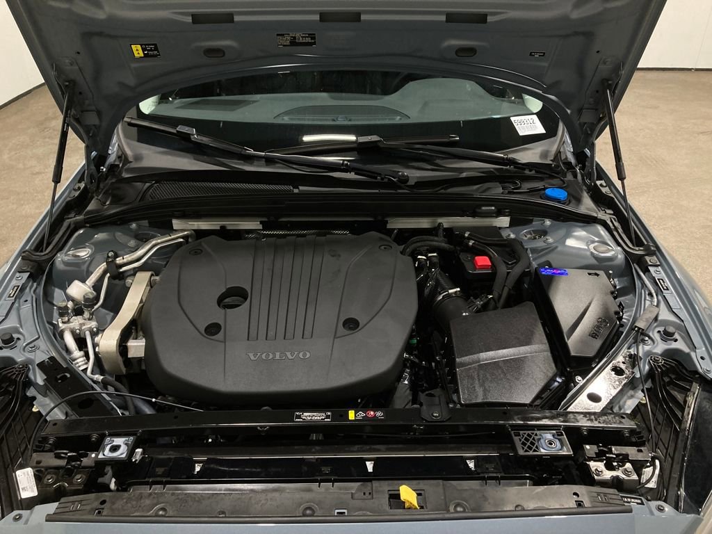 Used 2024 Volvo S60 B5 Plus image 14