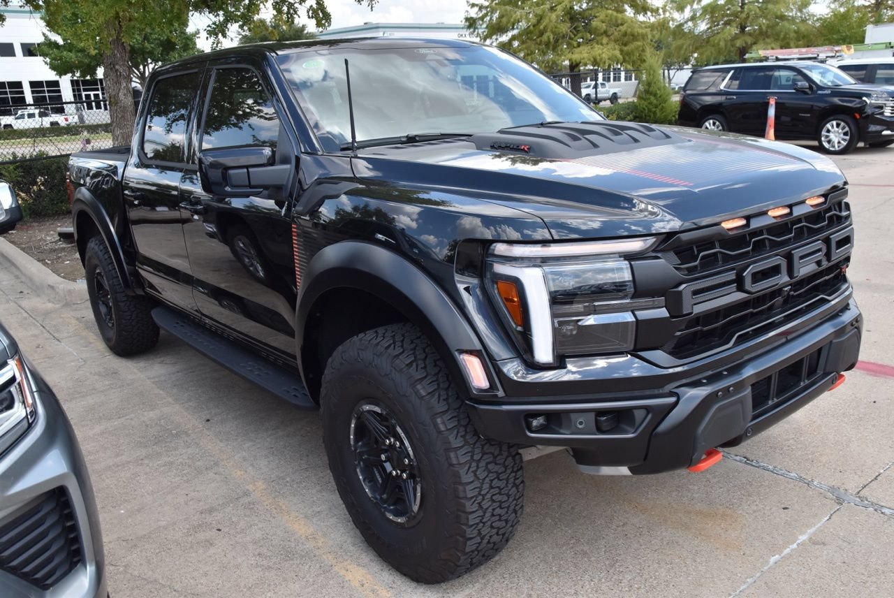 Certified 2025 Ford F150 Raptor w/ Equipment Group 803A Raptor R AWD/4WD image 4