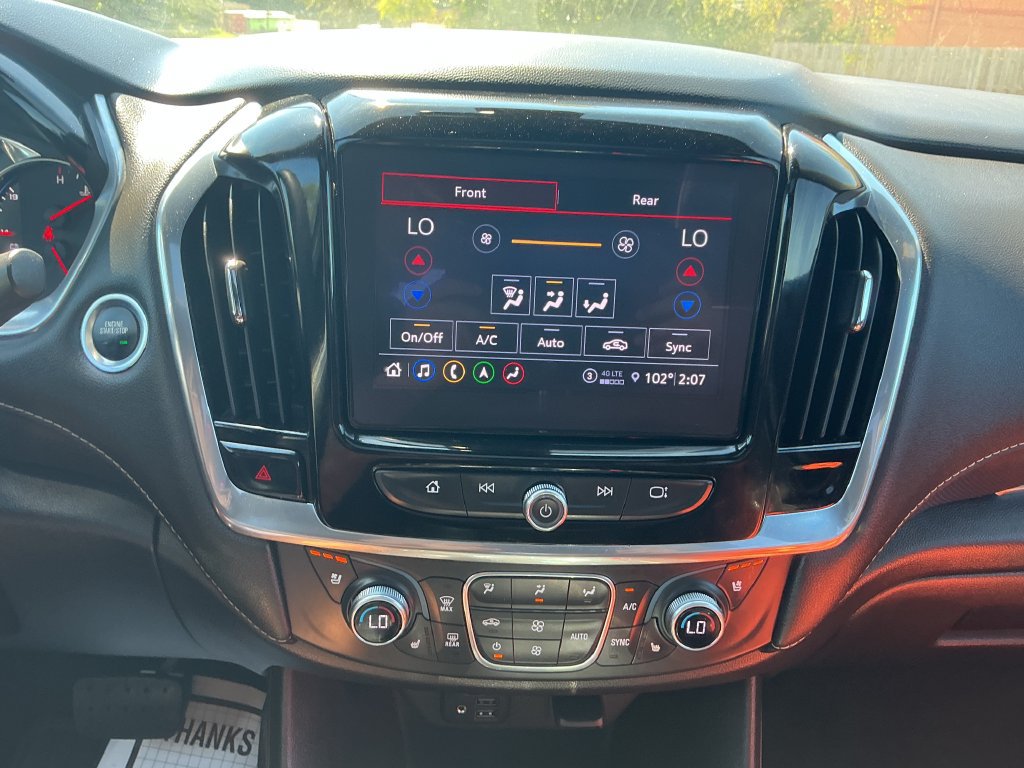 Used 2022 Chevrolet Traverse Premier w/ Redline Edition AWD/4WD image 27