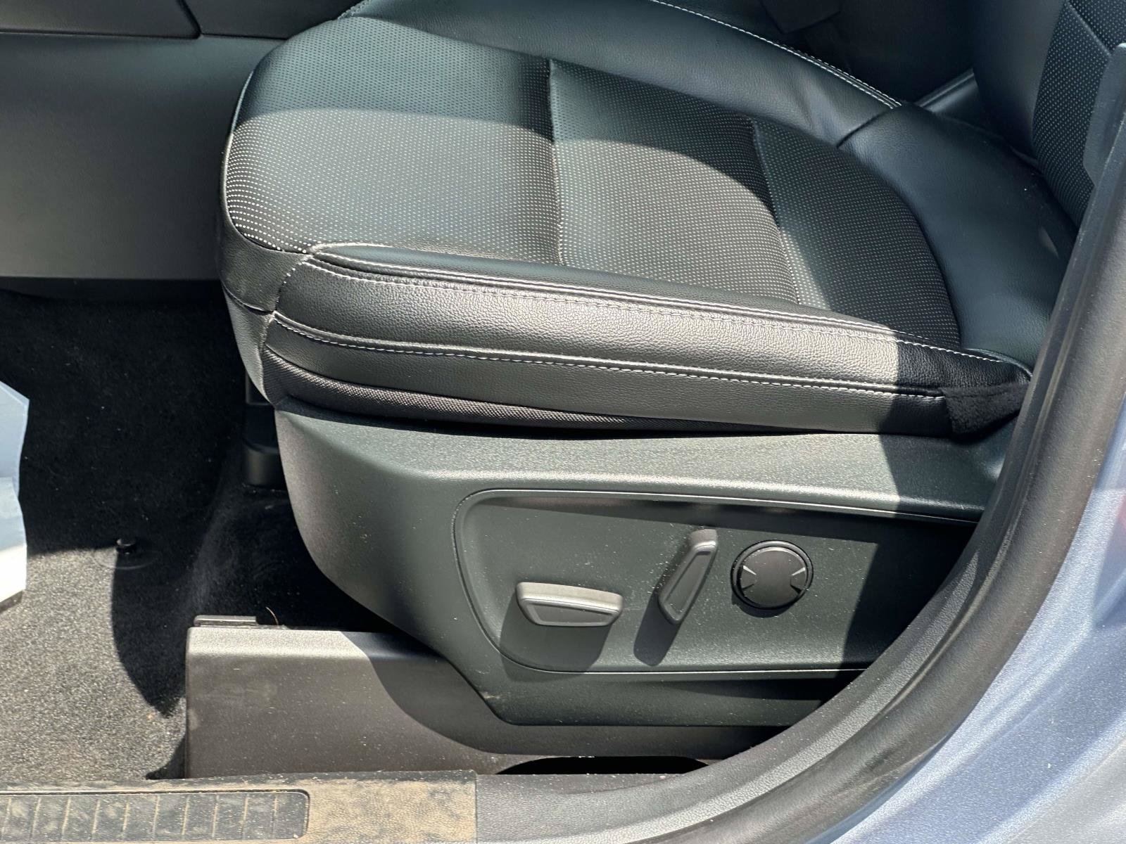 Certified 2022 Ford Escape SEL AWD/4WD image 16