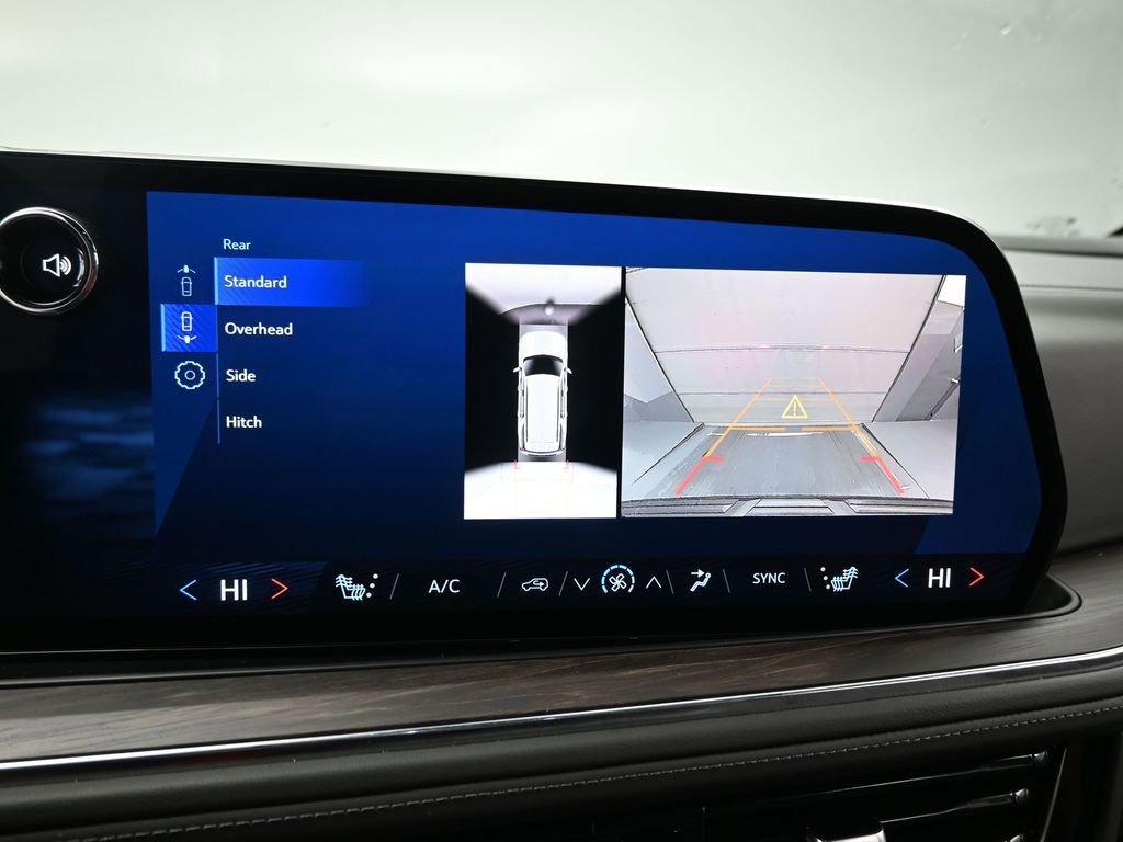 Used 2025 Chevrolet Tahoe LT image 16