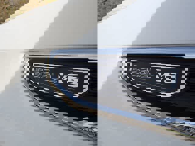 Used 2024 GMC Sierra 1500 SLT image 41