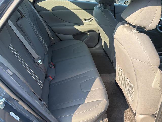 Used 2025 Hyundai Elantra SEL FWD image 14