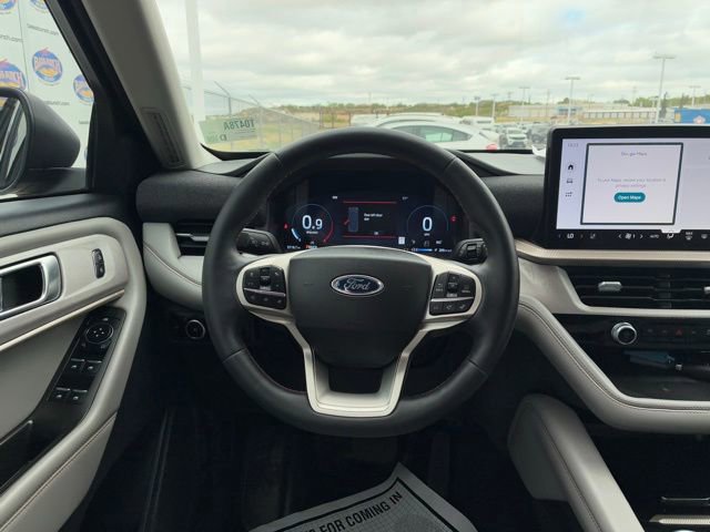 Certified 2025 Ford Explorer Active w/ Active Comfort Package image 14