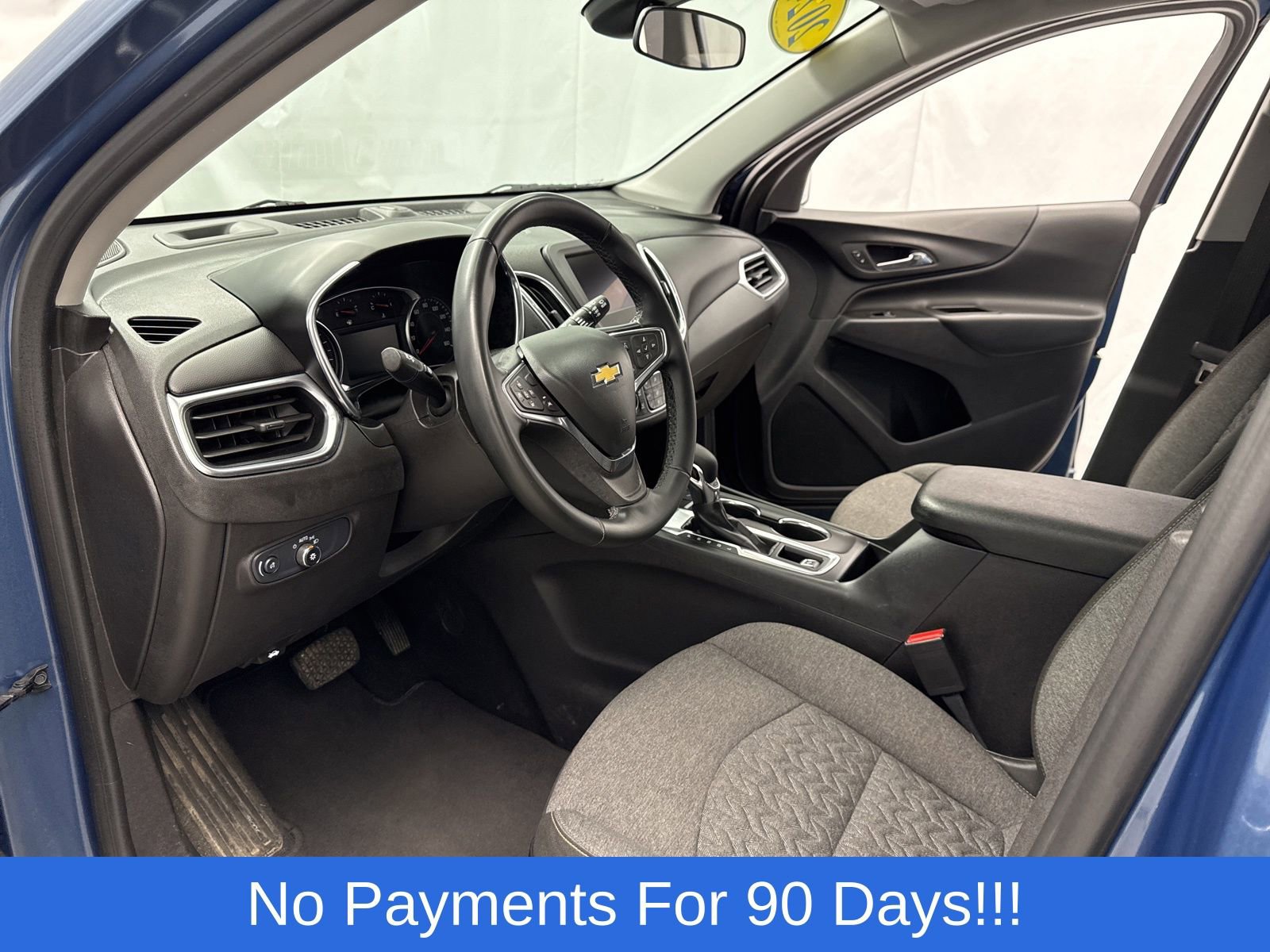 Used 2024 Chevrolet Equinox LT FWD image 11