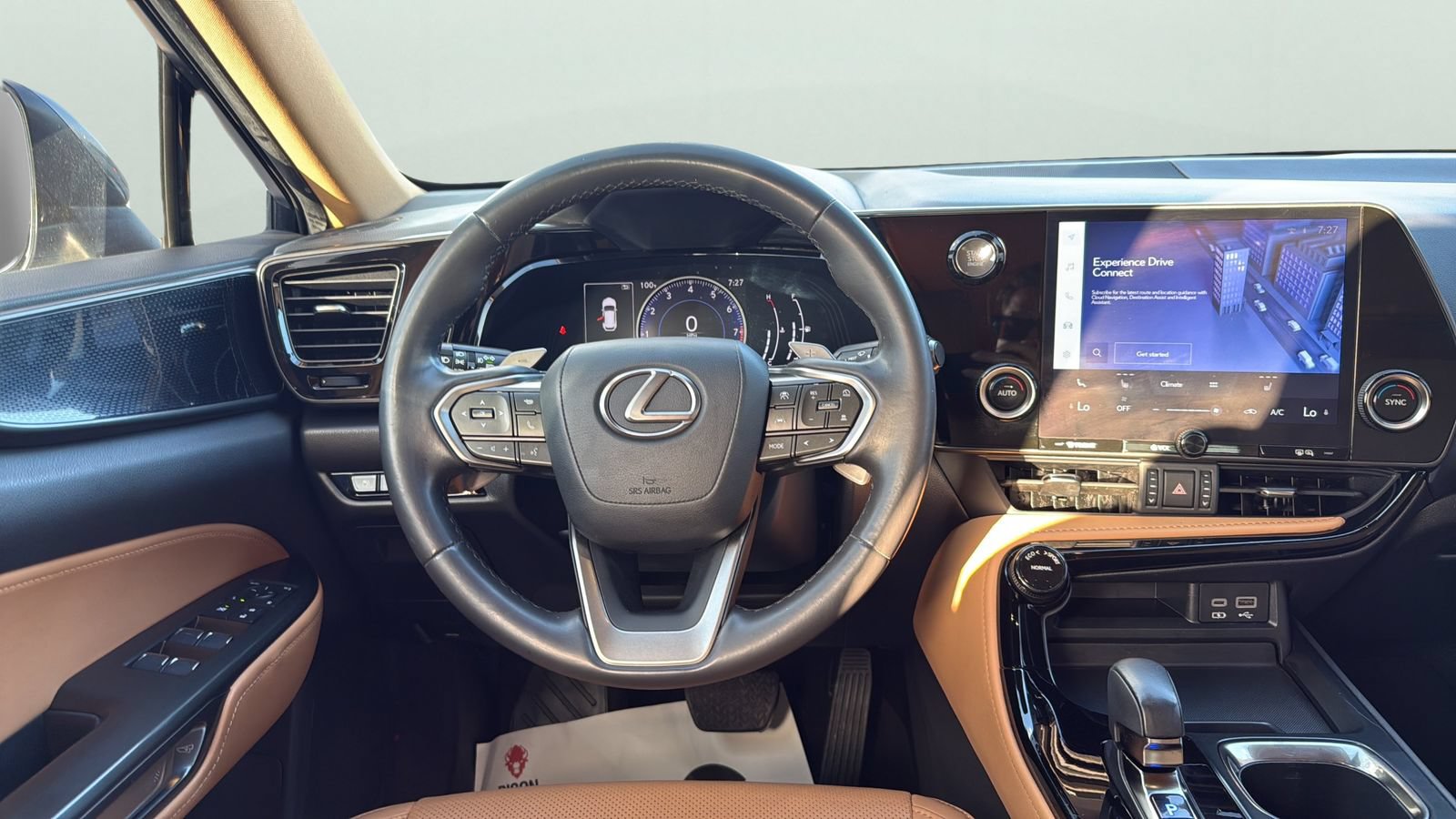 Used 2022 Lexus NX 250 FWD w/ Towing Package (2000 Lbs) image 13