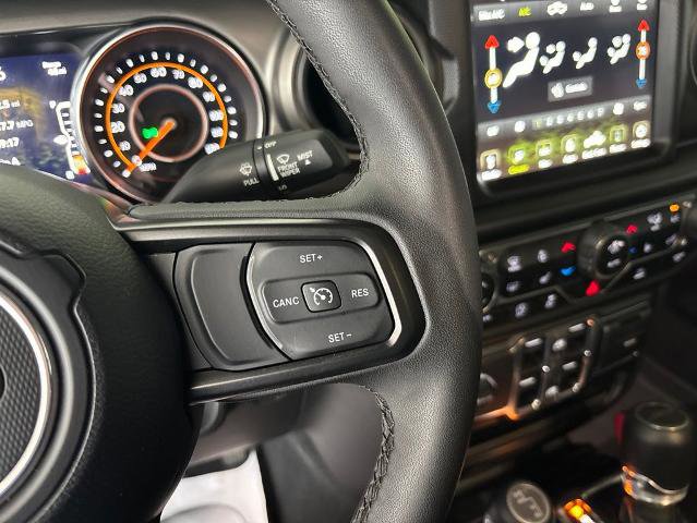 Used 2023 Jeep Gladiator Sport AWD/4WD image 12