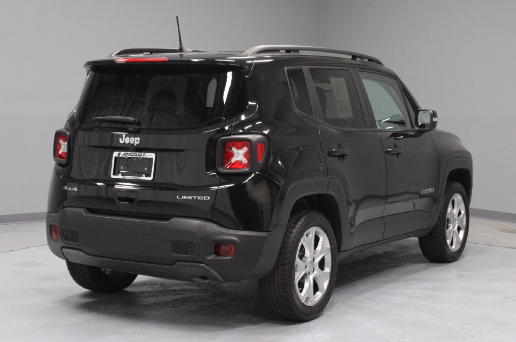 Used 2022 Jeep Renegade Limited AWD/4WD image 11
