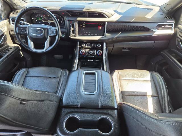 Used 2023 GMC Yukon Denali RWD image 14