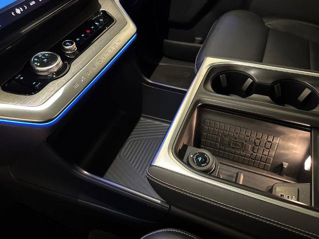 Certified 2025 Ford Expedition Max Platinum AWD/4WD image 33