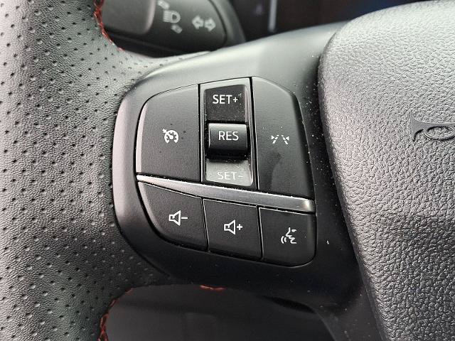 Certified 2025 Ford Escape ST-Line Select AWD/4WD image 20