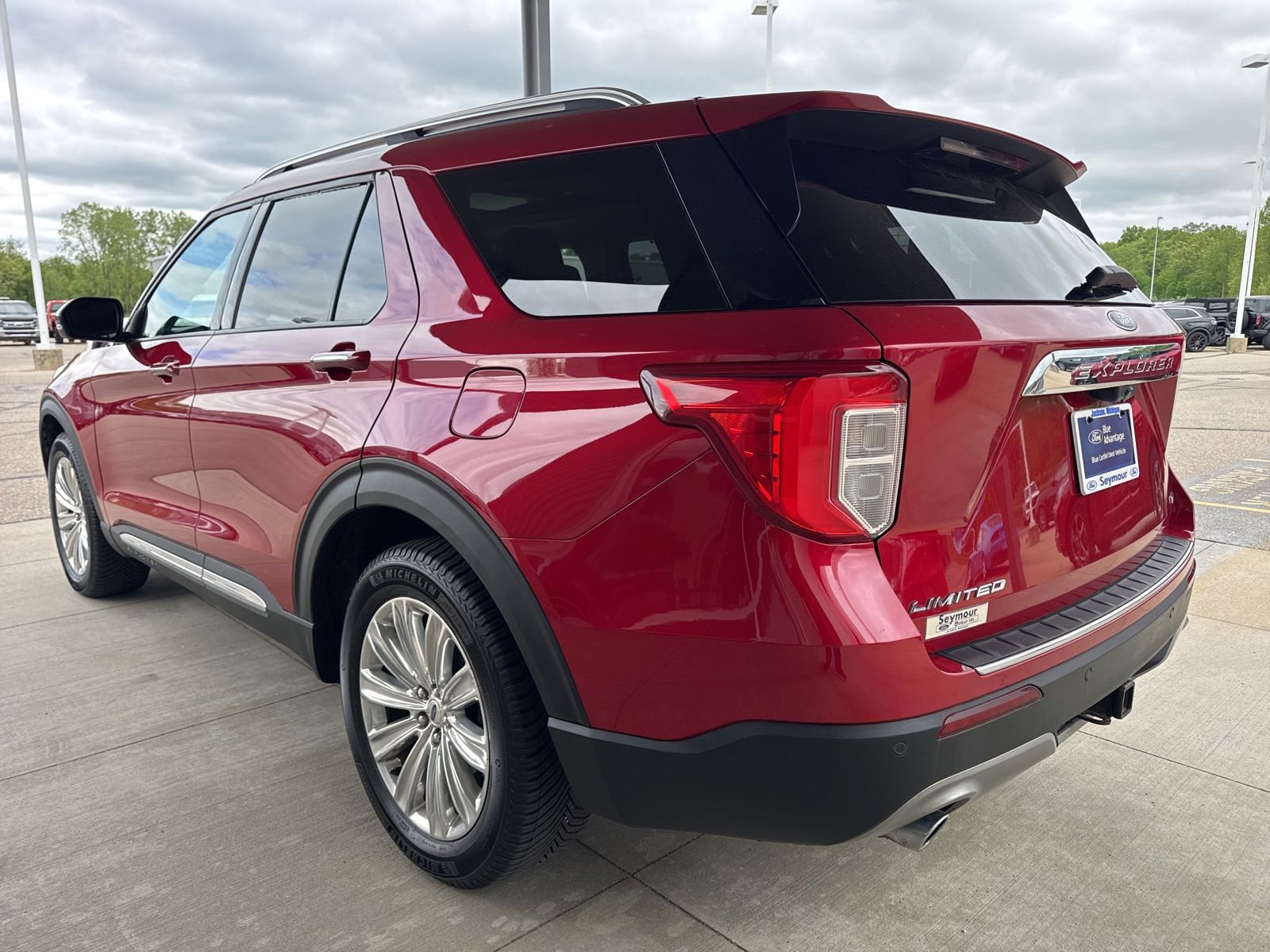 Certified 2020 Ford Explorer Limited w/ Class III Trailer Tow Package AWD/4WD image 5