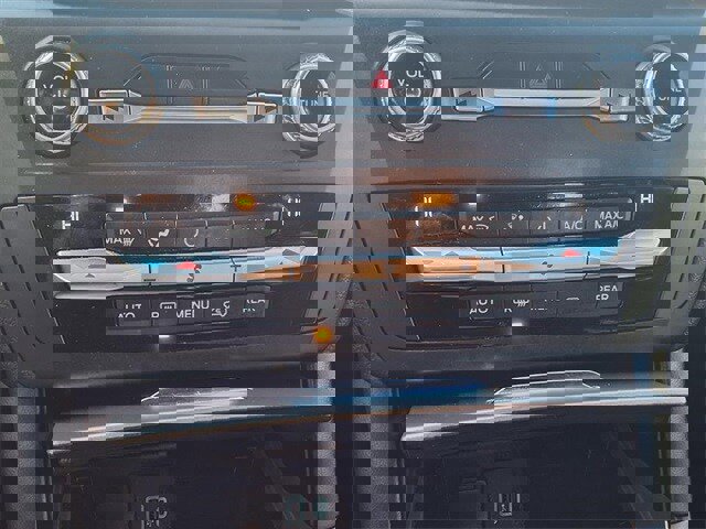 Certified 2020 Ford Explorer XLT w/ Class III Trailer Tow Package image 15