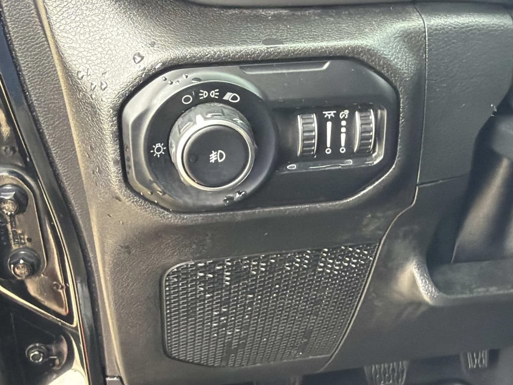 Used 2019 Jeep Wrangler Unlimited Sport AWD/4WD image 24