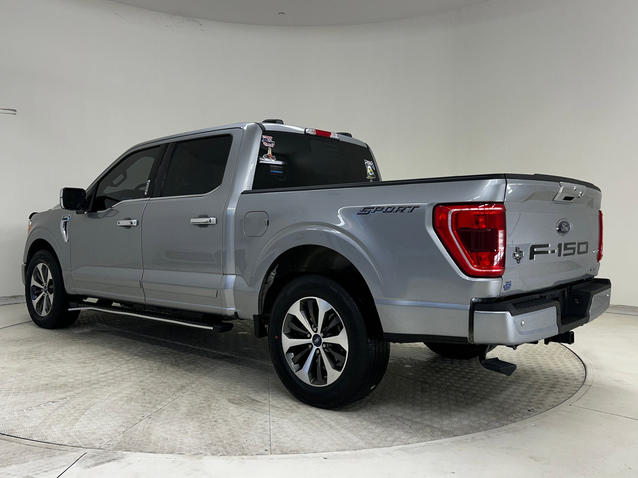 Certified 2023 Ford F150 XLT w/ Equipment Group 302A High image 3